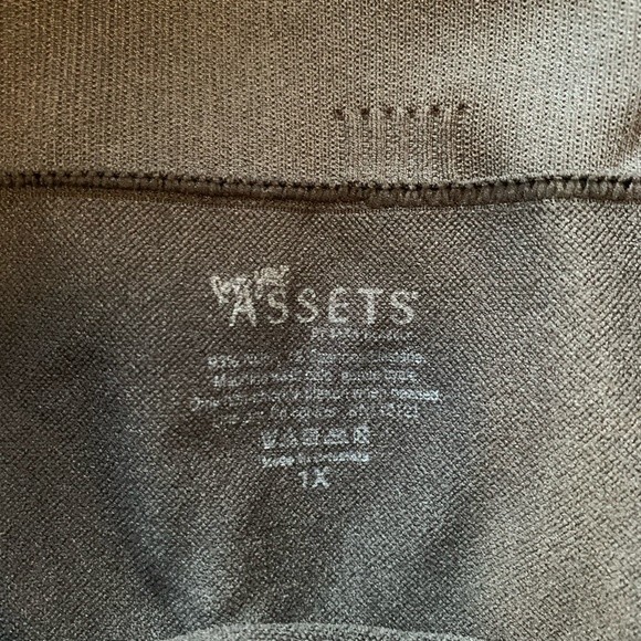 Love Your Assets by Sara Blakely Black Slimming Leggings size 1X - Picture 3 of 5